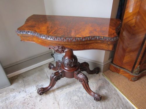 Superb Mid Victorian Burr Walnut Games Table