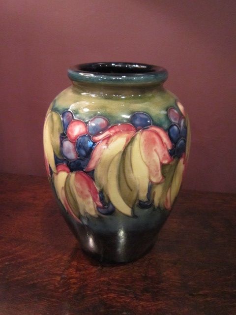 Large Moocroft Leaf & Berries Vase