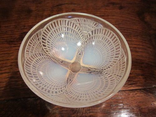 Rene Lalique Coquilles Opalescent Bowl