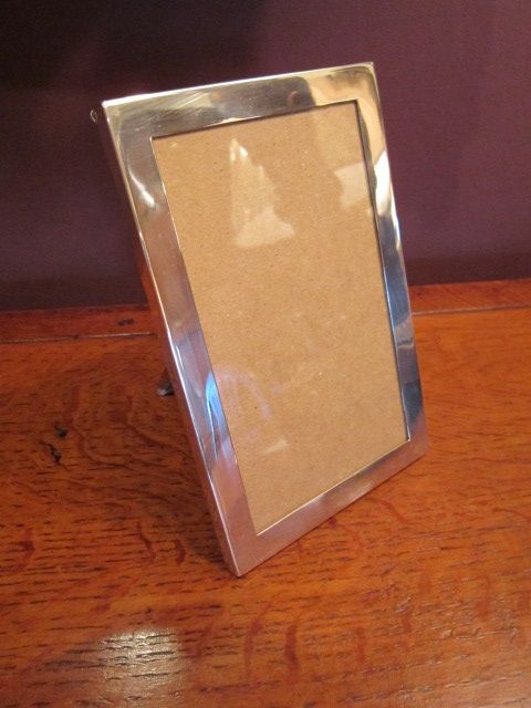 Quality George V Silver Photo Frame