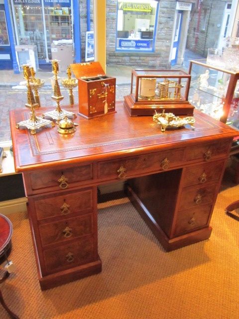 Fine Edwards & Roberts Burr Walnut Desk