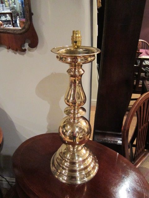 Top Quality Victorian Table Lamp
