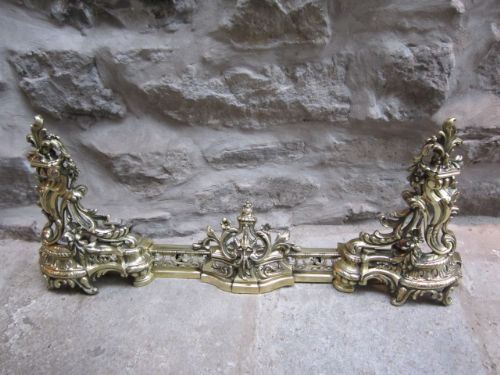 Quality Victorian Brass Extendable Fender