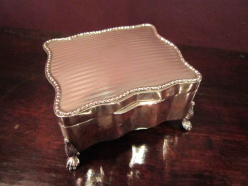 Fine George V Silver Scalloped Ring Box