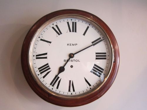 Quality Victorian Polished Oak Wallclock