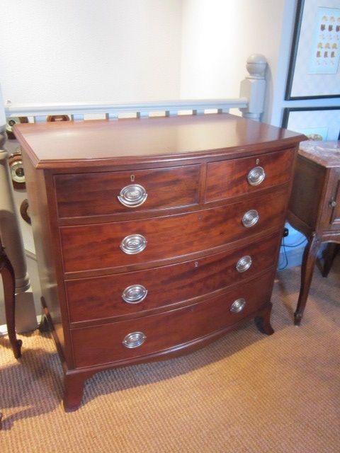Fine Regency Bow Front Chest of Drawers