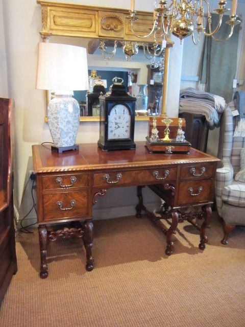 Superb Victorian Figured Walnut Desk
