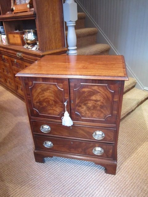 Fine George III Flame Mahogany Night Stand