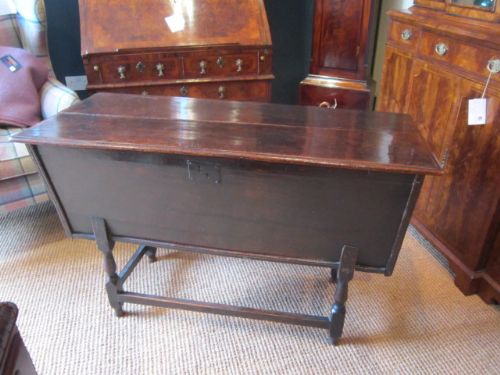 Early Georgian Period Oak Dough Bin