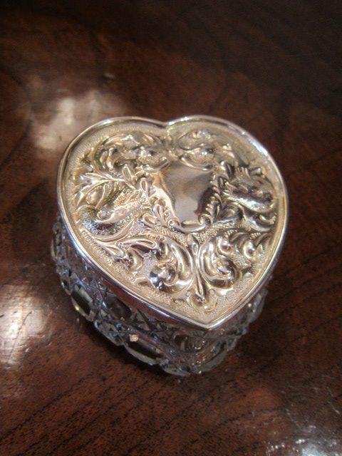 George V Silver Heart Shaped Table Box