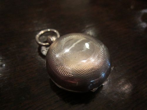 Quality George V Silver Sovereign Case