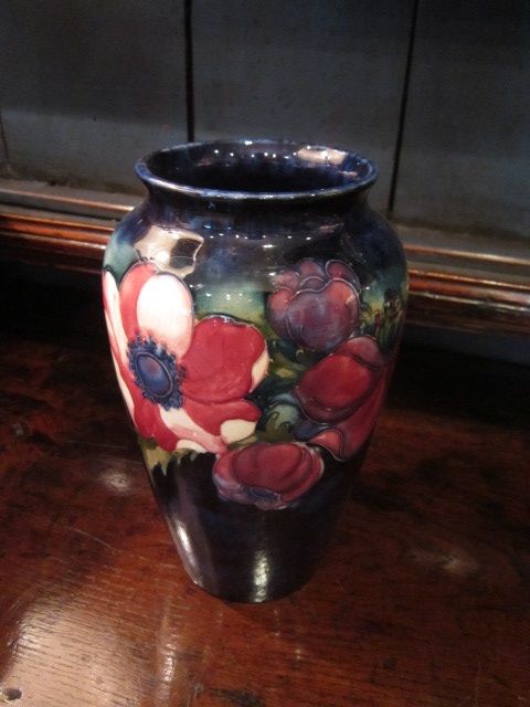 Large Moorcroft Anemone Pattern Vase