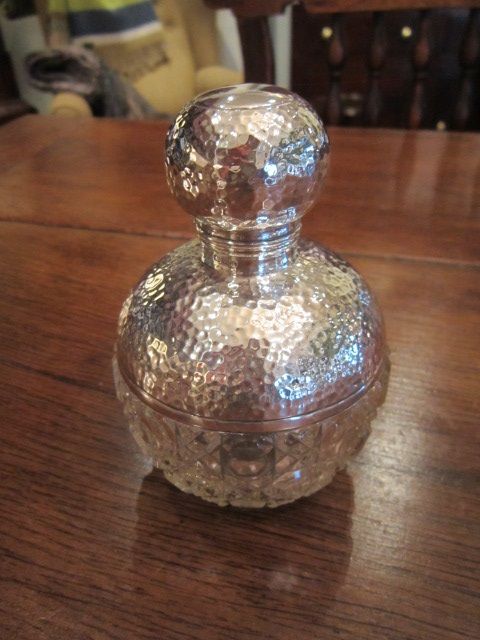 George VI Silver Hood & Top Scent Bottle