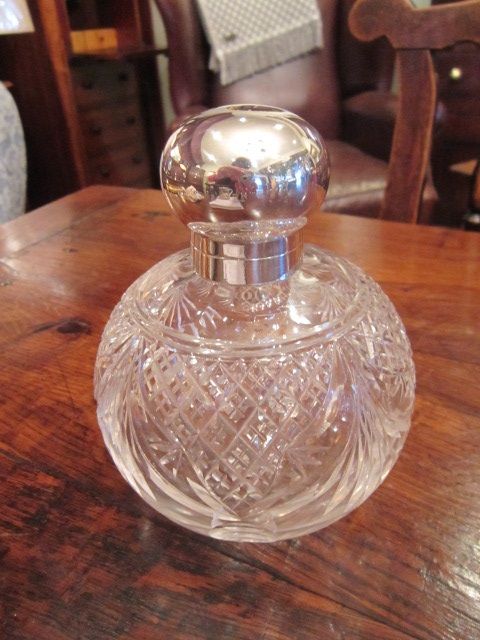 Large Victorian Silver Topped Scent Bottle