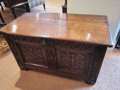 Superb Early 18th Century Tulip Carved Coffer
