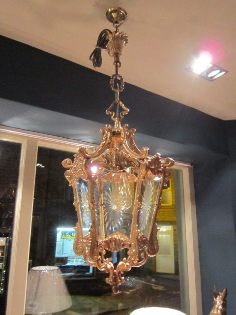 Superb Edwardian Cast Bronze Hall Lantern