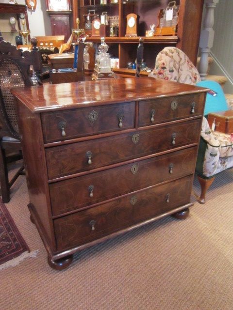 Stunning William & Mary Period Walnut Inlaid Chest