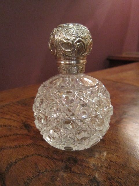 Quality Victorian Silver & Crystal Scent