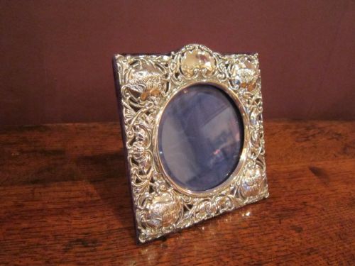 Suberb Victorian Silver Cherub Decorated Photo Frame