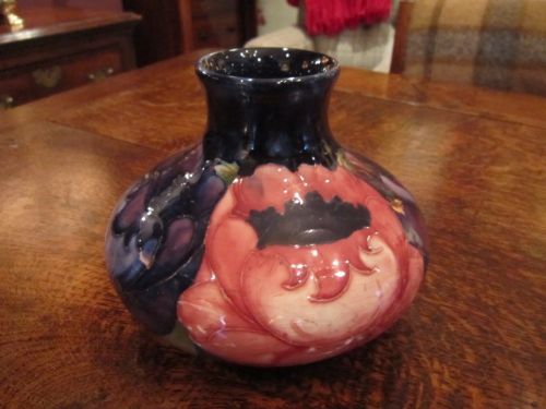 Early Moorcroft Big Poppy Vase