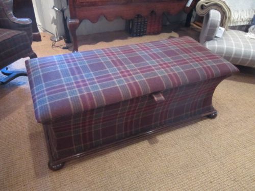 Superb Victorian Rosewood Framed Upholstered Ottoman