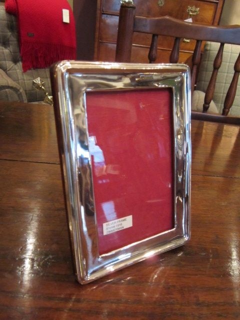 Quality George V Silver Rectangular Photo Frame