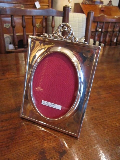 Top Quality George V Silver Oval Photo Frame