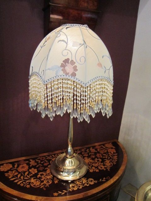 Quality Edwardian Cast Brass Table Lamp