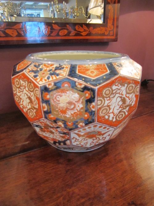 Impressive Large 19th Century Imari Jardiniere