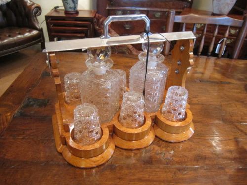 Stunning Victorian Decanter Tantalus Set