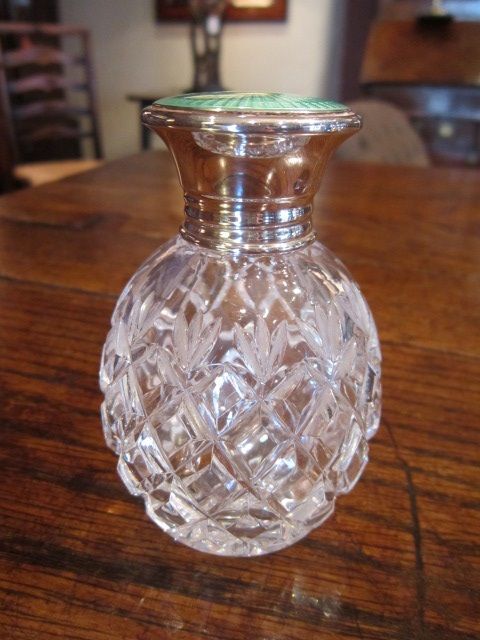 High Quality George V Silver & Enamel Scent