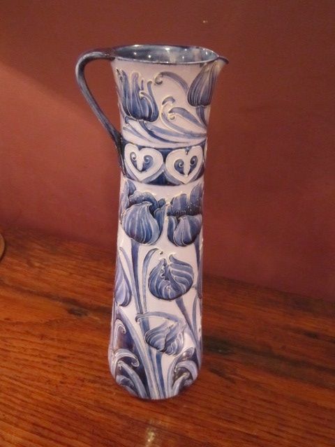 Stunning Art Nouveau Moorcroft Tulips Jug