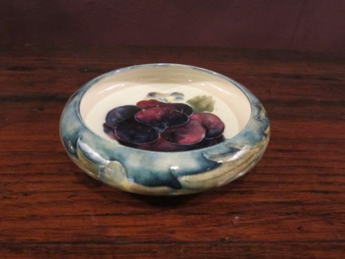 Early Moorcroft Pansy on White Dish