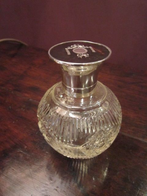 High Quality George V Silver & Tortoiseshell Scent