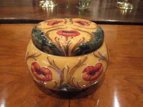 Early Mcintyre Moorcroft Florian Lidded Jar