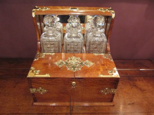 Outstanding Victorian Tantalus & Games Compendium