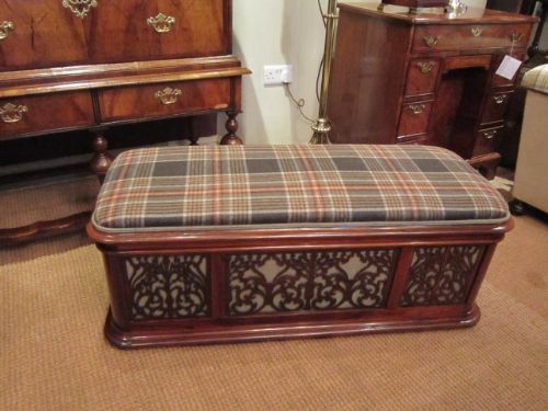 Stunning Early Victorian Rosewood Ottoman