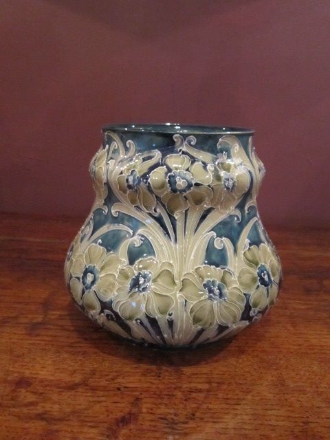 Early Mcintyre Moorcroft Florian Vase