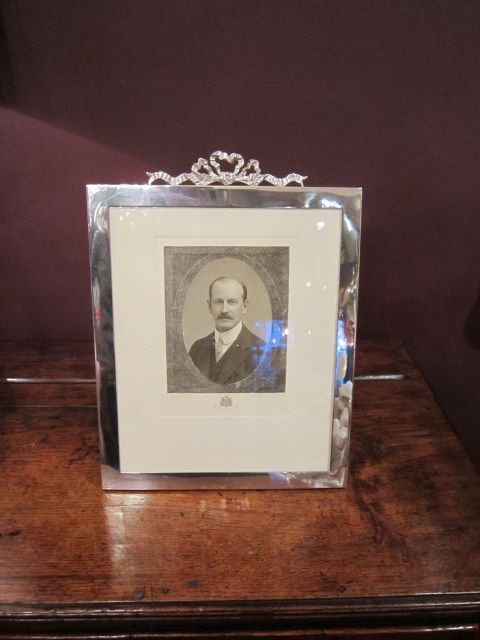 Fine George V Period Large Silver Photo Frame