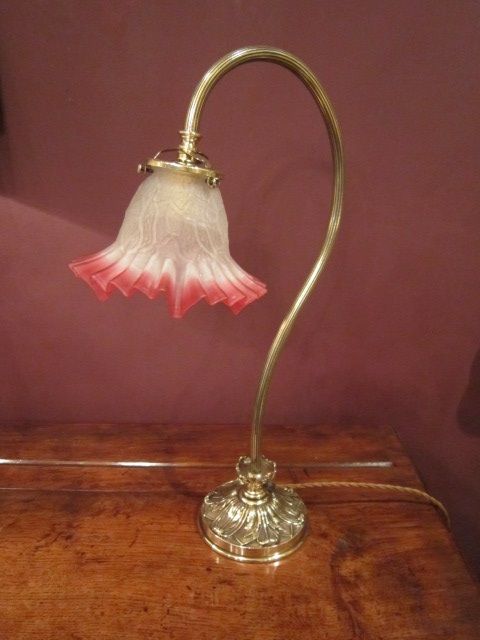 High Quality Victorian Decorative Table Lamp