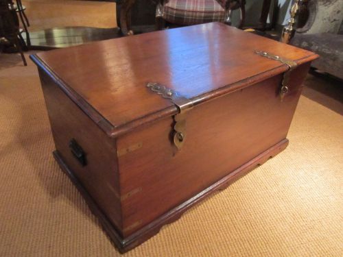 Large Victorian Polished Oak Chest