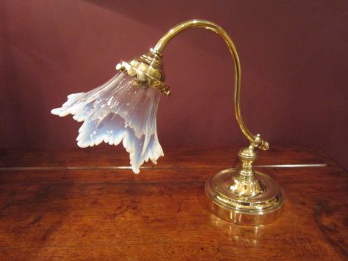 Superb Victorian Vaseline Frilled Shade Desk Lamp