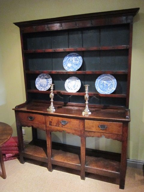 George II Period Open Potboard Dresser & Rack