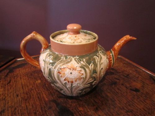 Mcintyre Moorcroft Gesso Daisy Teapot