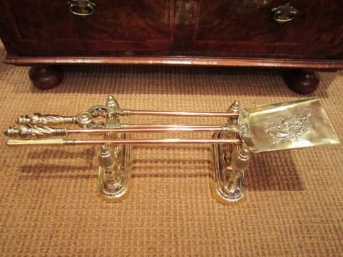 High Quality Victorian Brass & Copper Fireside Set