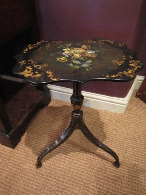 Top Quality Victorian Japanned Wine Table