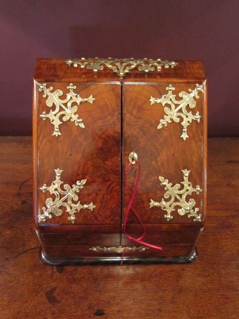 Stunning Victorian Burr Walnut Stationery Box