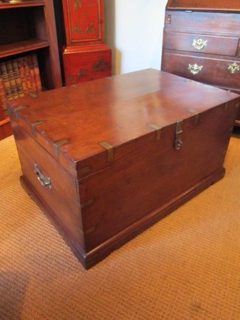 Superb Mid Victorian Figured Mahogany Trunk