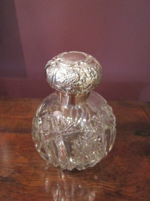 High Quality Edwardian Period Silver Topped Scent