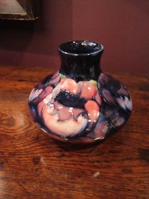 Early Moorcroft 'Big Poppy' Vase